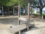 鈴鹿の公園日記　飯野地子町公園　木製健康遊具台