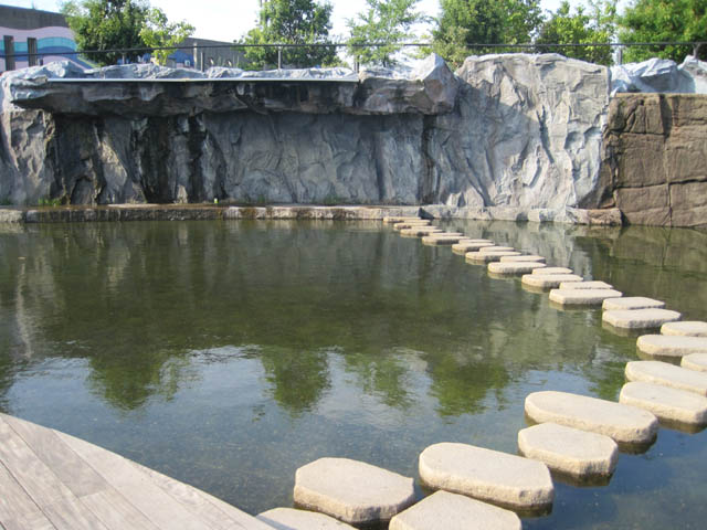 三重県四日市市の公園　霞港公園の水場