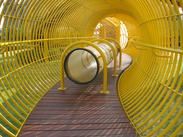 三重県四日市市の公園　シドニー港公園のアスレチック遊具